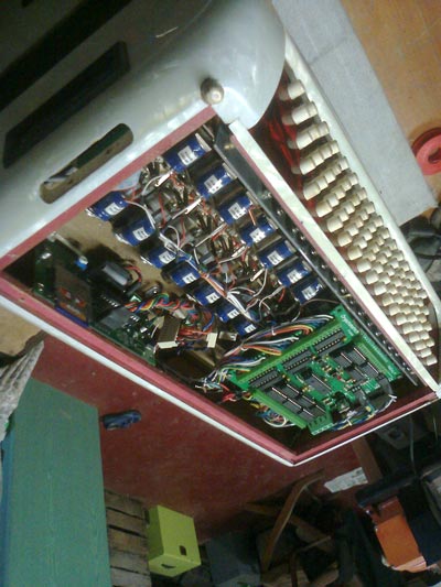 Basses d'un accordéon automatique